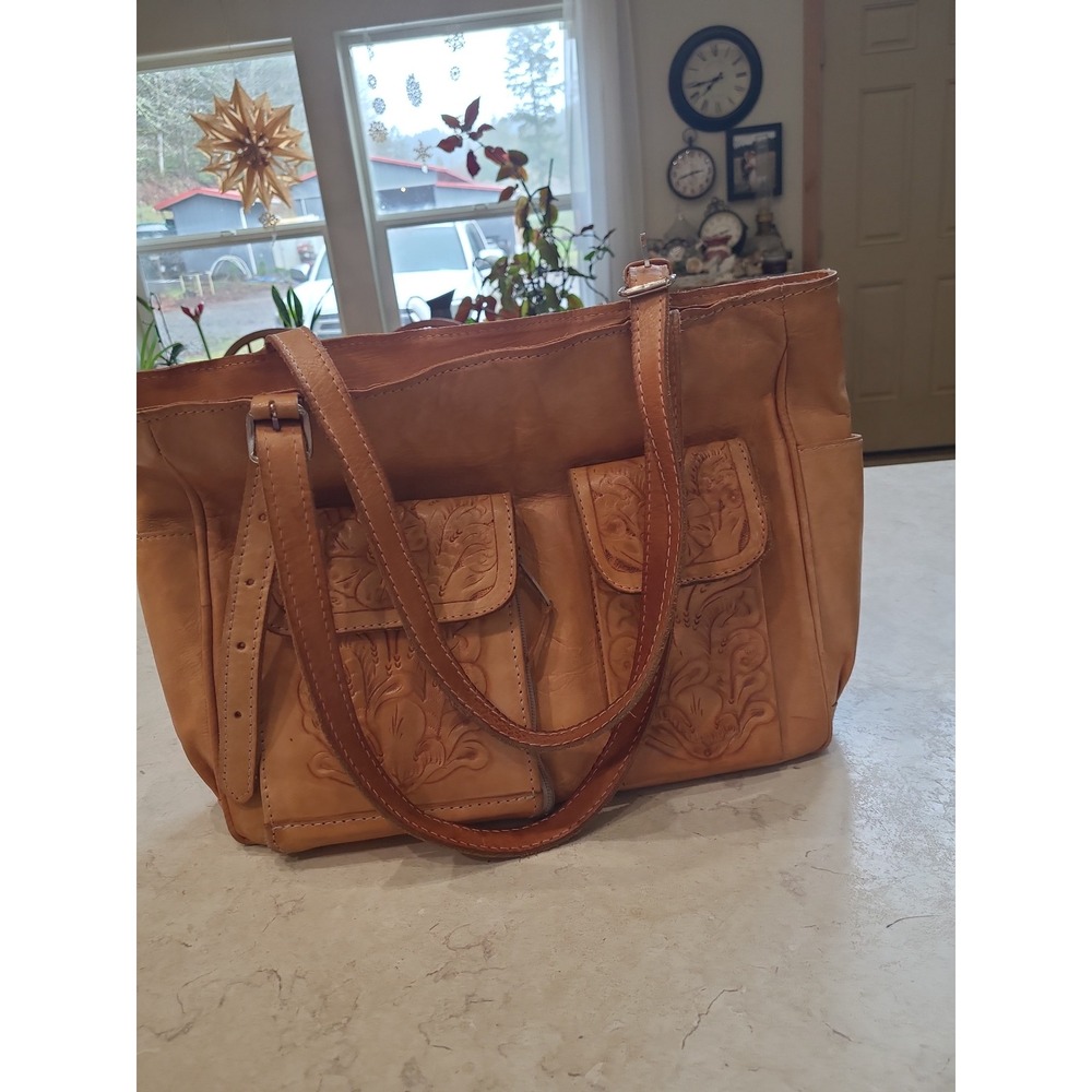 Vintage Hand‎ Tooled Leather handbag Tote adj.  Top handles boho Western Cowgirl
